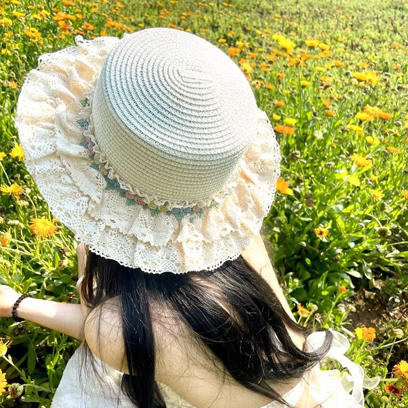 Applique Ruffle Floral Hat