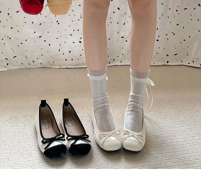 Patent Flats Leather Bow