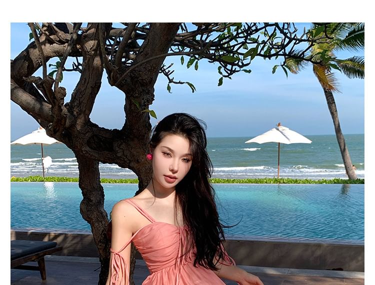 Maxi V-Neck Trim A-Line Ruffle Dress Strap Spaghetti Plain