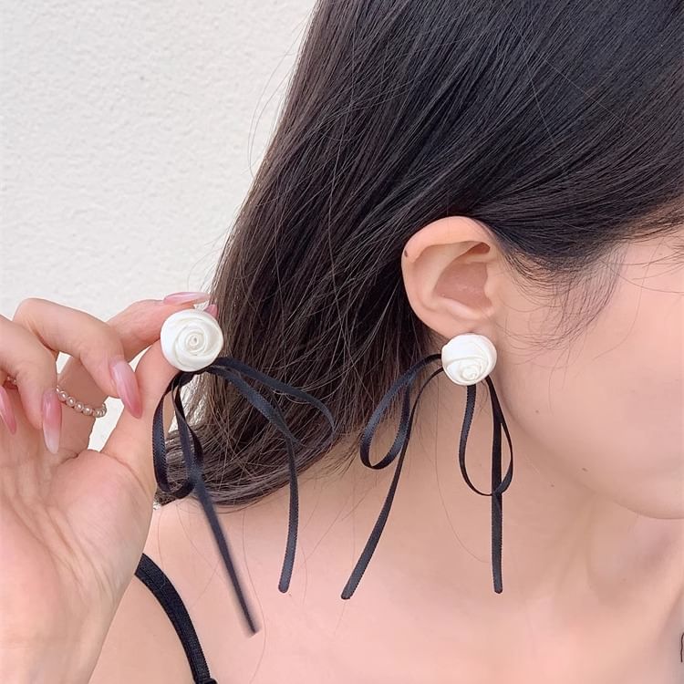 Earring Stud Ribbon Flower