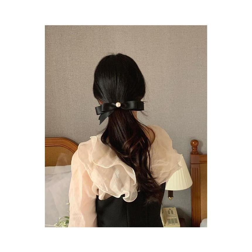 Faux Hair Pearl Clip Bow