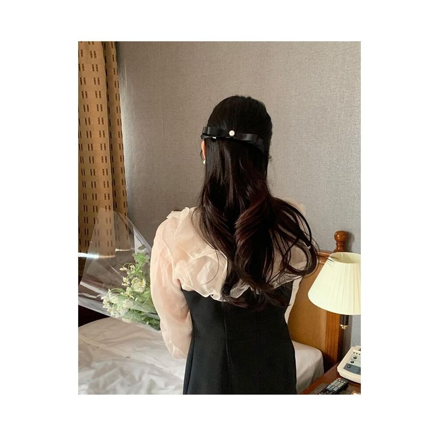 Faux Hair Pearl Clip Bow