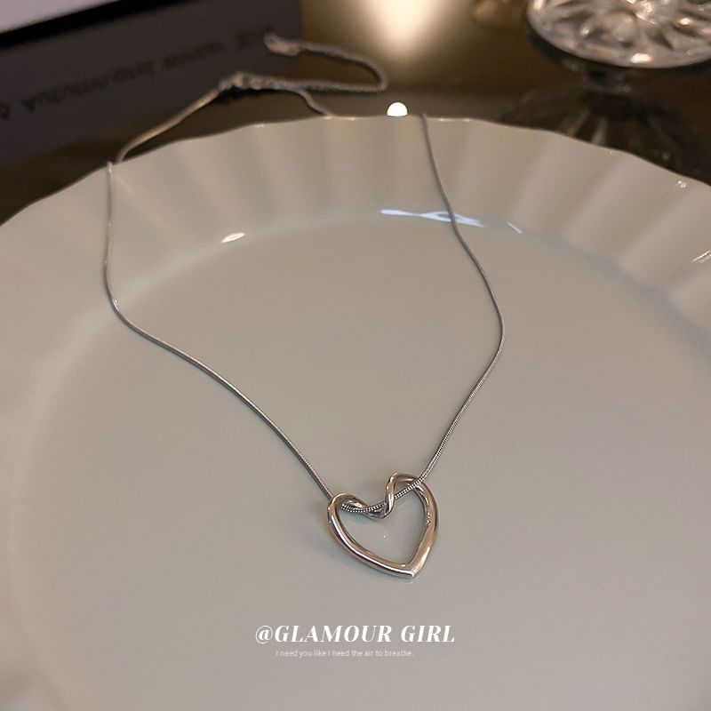 Pendant Heart Necklace