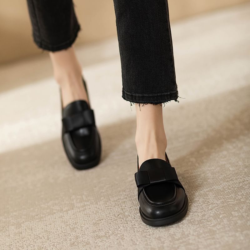 Bow Loafers Plain Accent Leather Faux