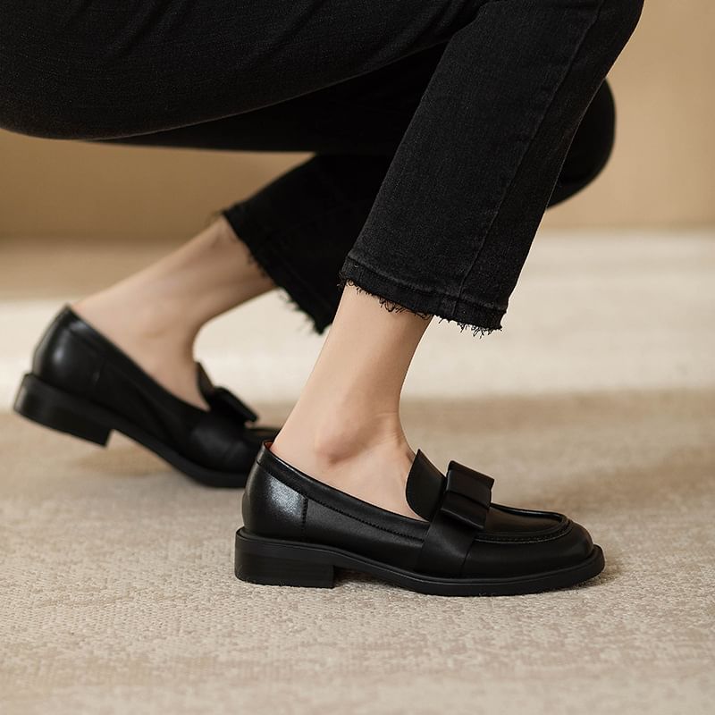 Bow Loafers Plain Accent Leather Faux