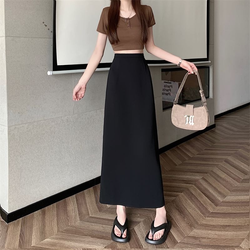High Back-Slit A-Line Plain Rise Maxi Skirt