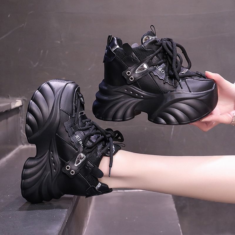 Lace-Up Lettering Sneakers Platform