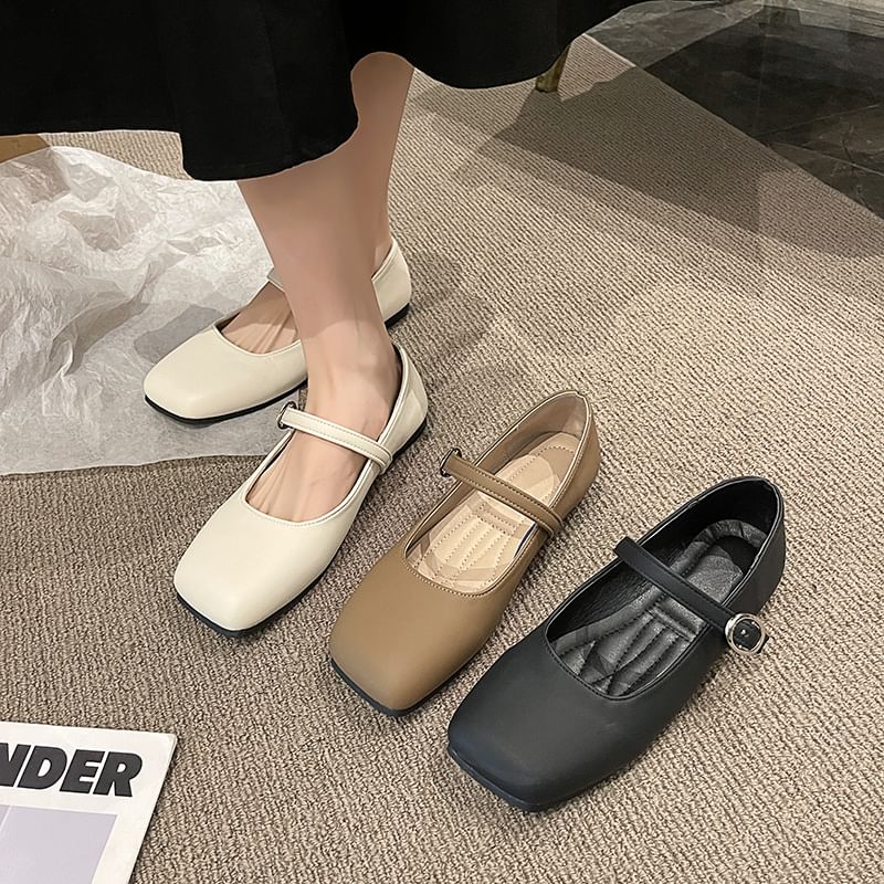 Jane Plain Faux Leather Toe Flats Square Mary