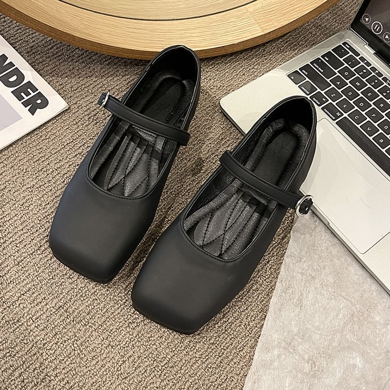 Jane Plain Faux Leather Toe Flats Square Mary
