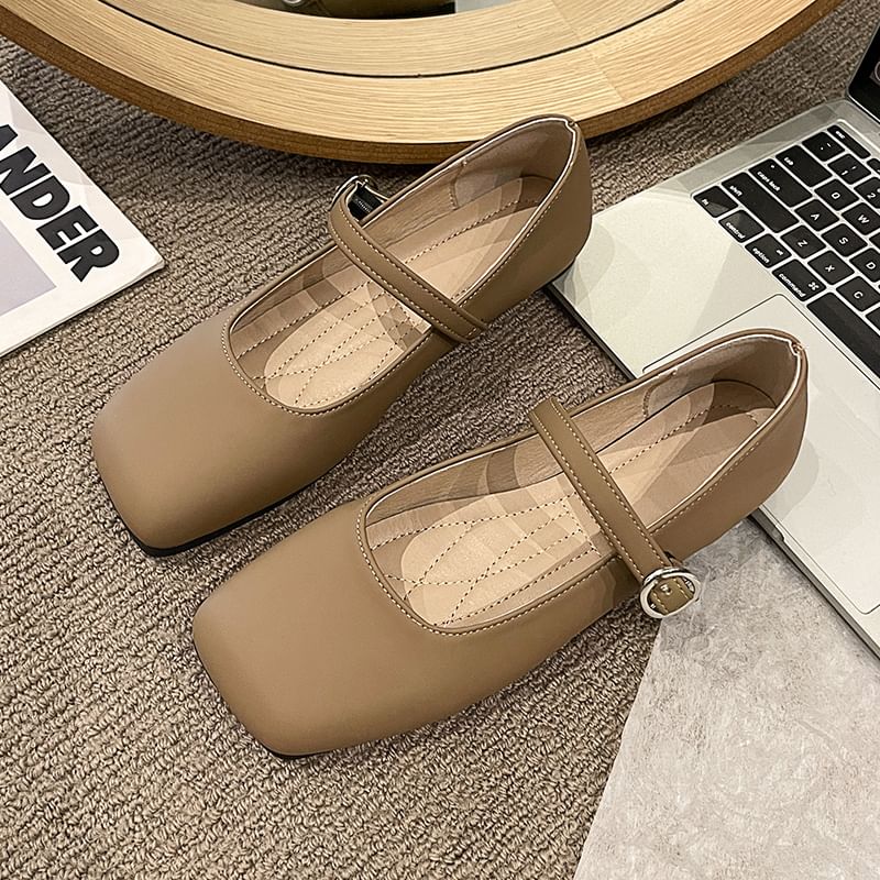 Jane Plain Faux Leather Toe Flats Square Mary