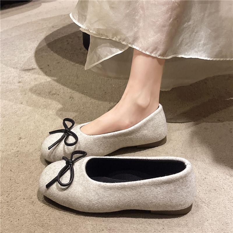 Accent Flats Toe Bow Round