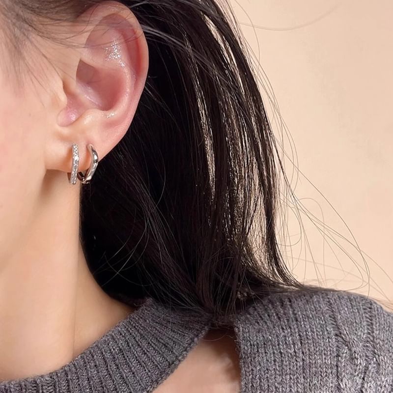 Square Huggie Rhinestone Earring Polished / Alloy