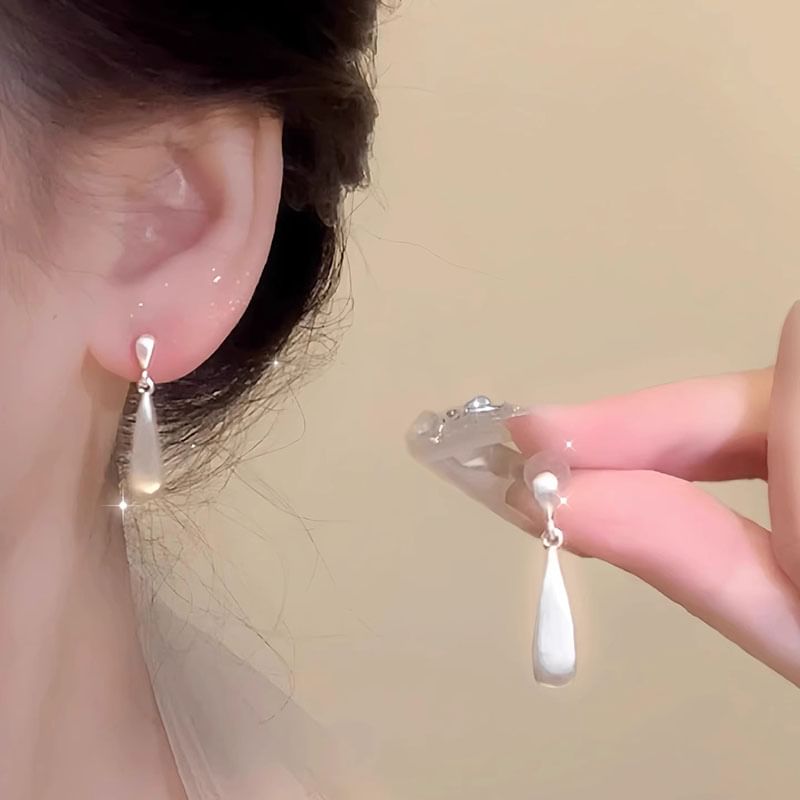 Alloy Earring Droplet Dangle