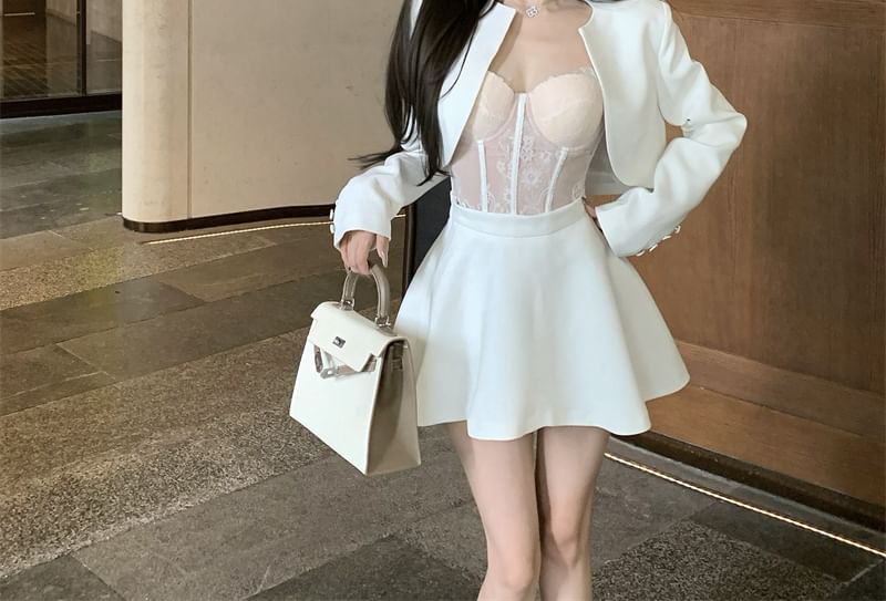 Jacket Mini / Lace Plain Bustier A-Line Skirt Cropped Open Top High Front Rise