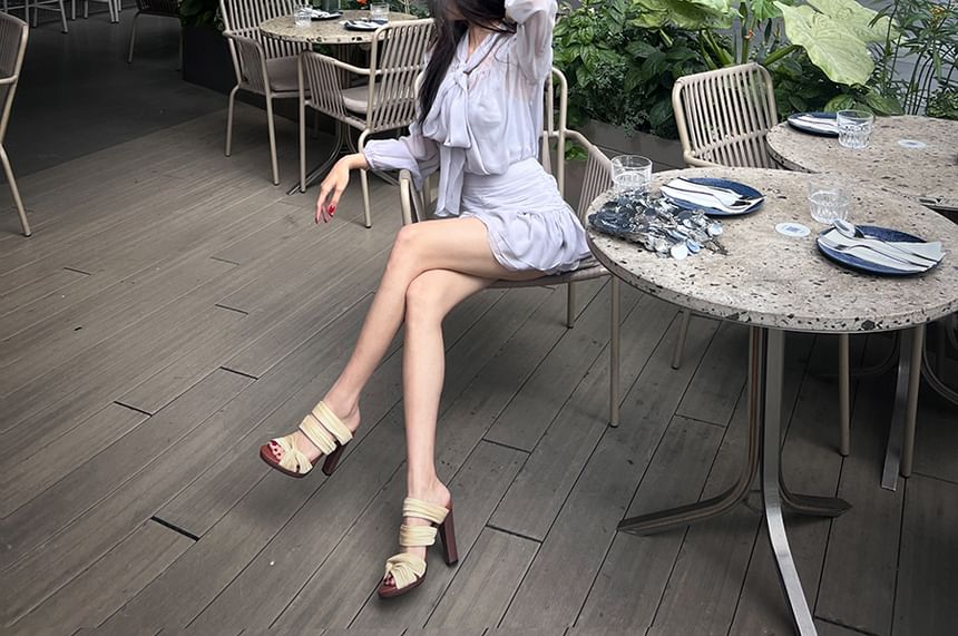 Puff-Sleeve A-Line Rise Blouse Tie-Neck Set Plain Cami / High Skirt Top Mini