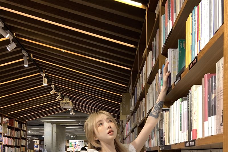 Embroidered Waist A-Line Blouse Mini Plain Trim High Skirt Cap-Sleeve Flower Lace /