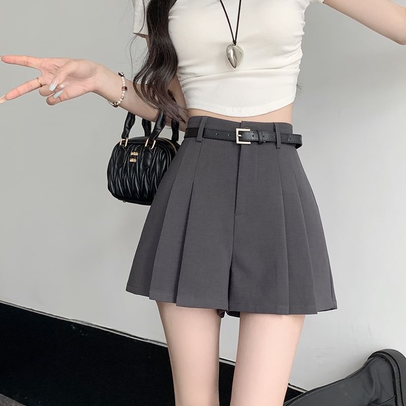 High Plain Pleated Waist Skort