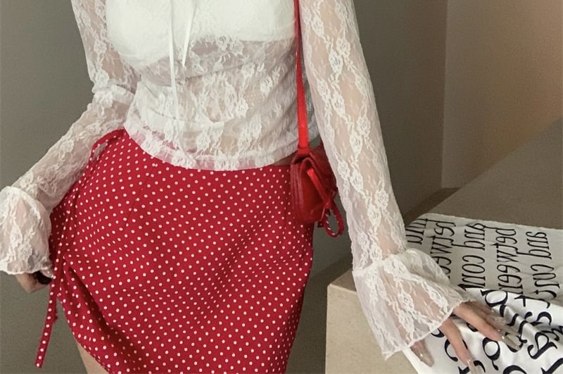 V-Neck Long Sleeve Floral Crop Top Lace See-Through