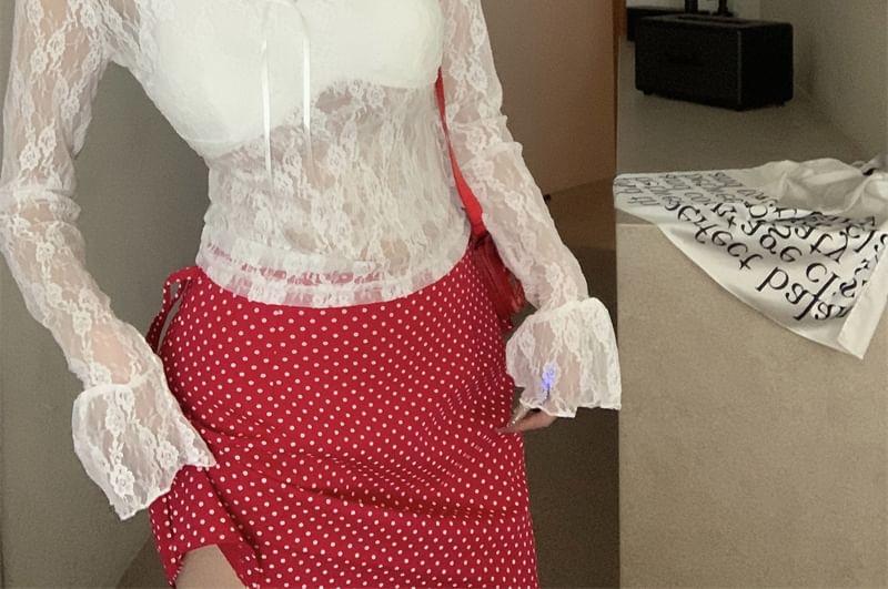 V-Neck Long Sleeve Floral Crop Top Lace See-Through