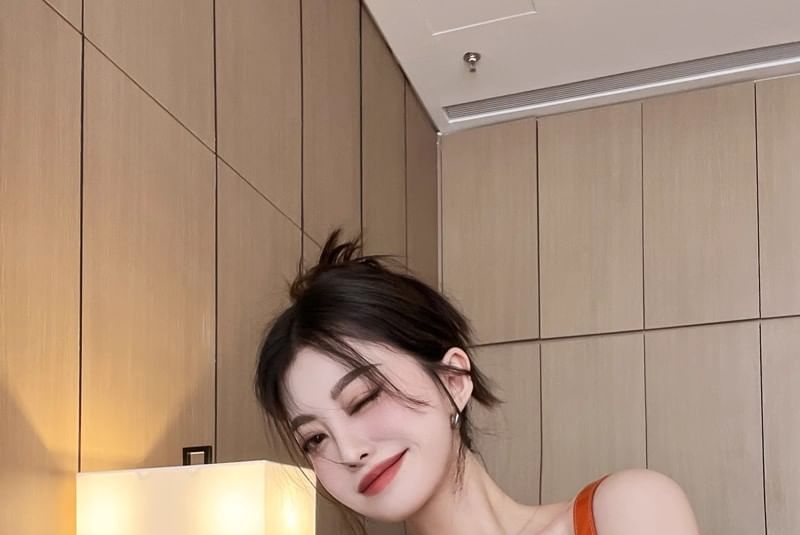 Top Lace Trim Off-The-Shoulder Ruffle Short-Sleeve Crop