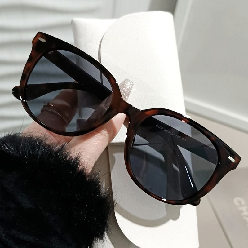 Sunglasses Square Frame Oversized