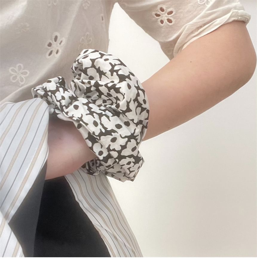 Scrunchie Floral Print
