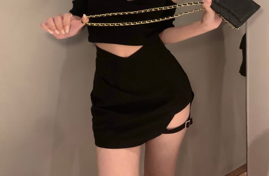 Fit Crop Plain Short-Sleeve Neck Off Shoulder Slim Halter Top