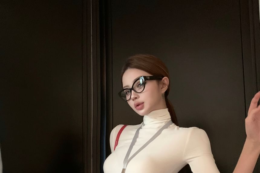 Slim High Mini Plain Tee Skort A-Line Fit Short-Sleeve Turtleneck Striped / Slit Waist