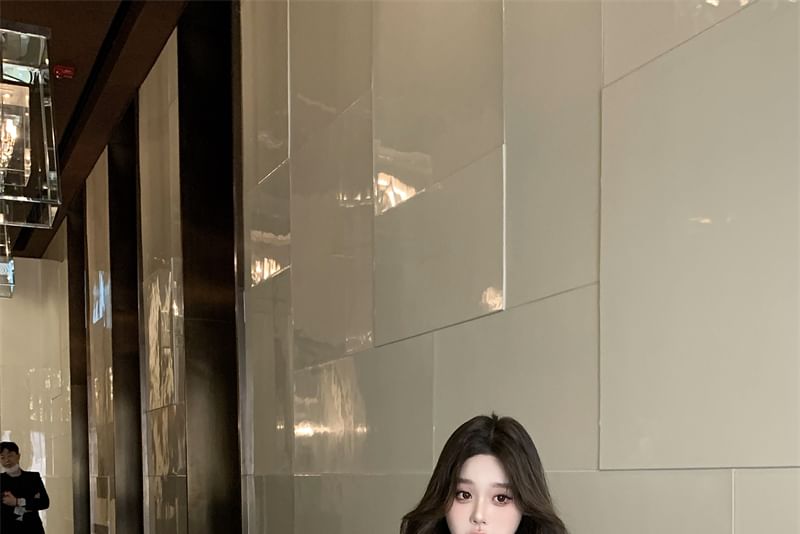 Bow + Set: Camisole Peplum Long V-Neck Top Plain Sleeve Blouse