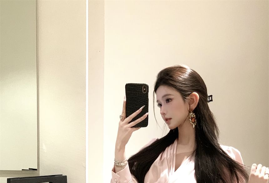 Rise V-Neck / Floral Ruched Blouse Applique High Plain Pencil Mini Long Crop Sleeve Skirt