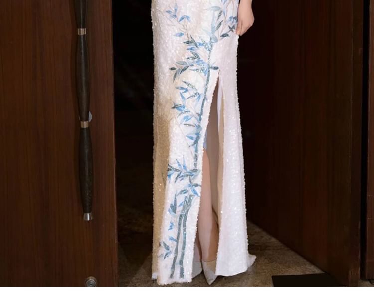 Embroidered Neck Bamboo Slit Evening Sequin Halter Mermaid Dress