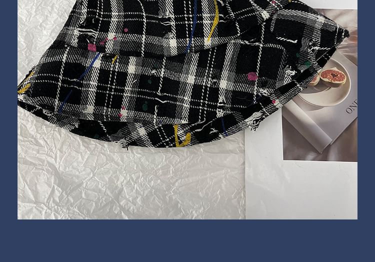 Hat Plaid Distressed Bucket