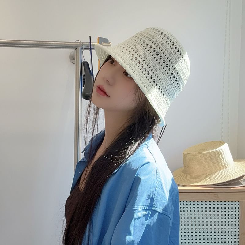 Plain Straw Cloche Hat