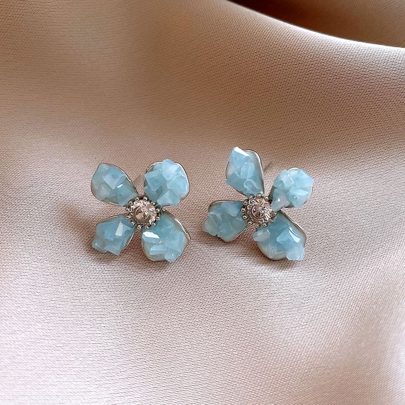 (Various Designs) Earring Faux Alloy Drop Crystal