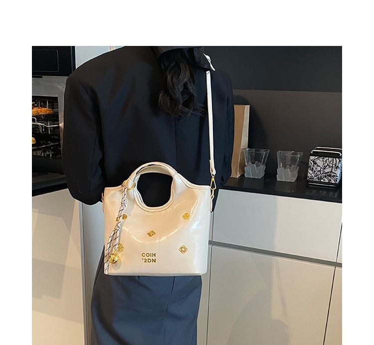 Handle Faux Leather Bag Bucket Top