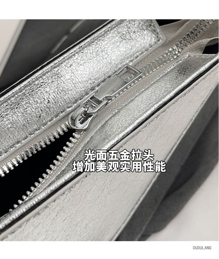 Rhinestone Heart Hand Velvet Bag