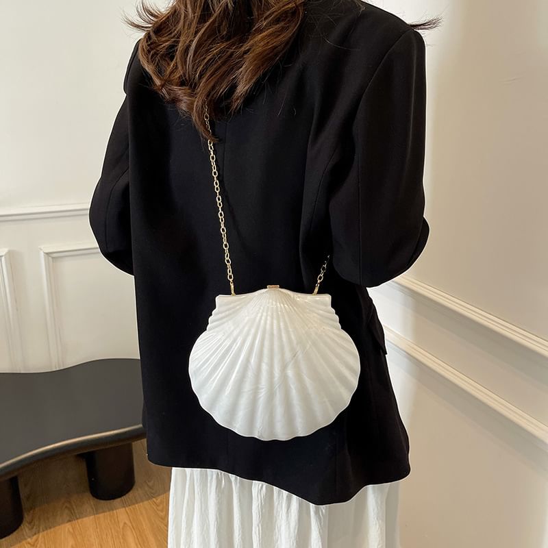 Chain Evening Shell Strap Bag