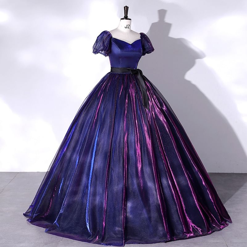 Short-Sleeve Bow Mesh Overlay Ball Gown