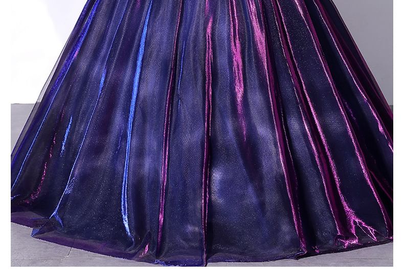 Short-Sleeve Bow Mesh Overlay Ball Gown