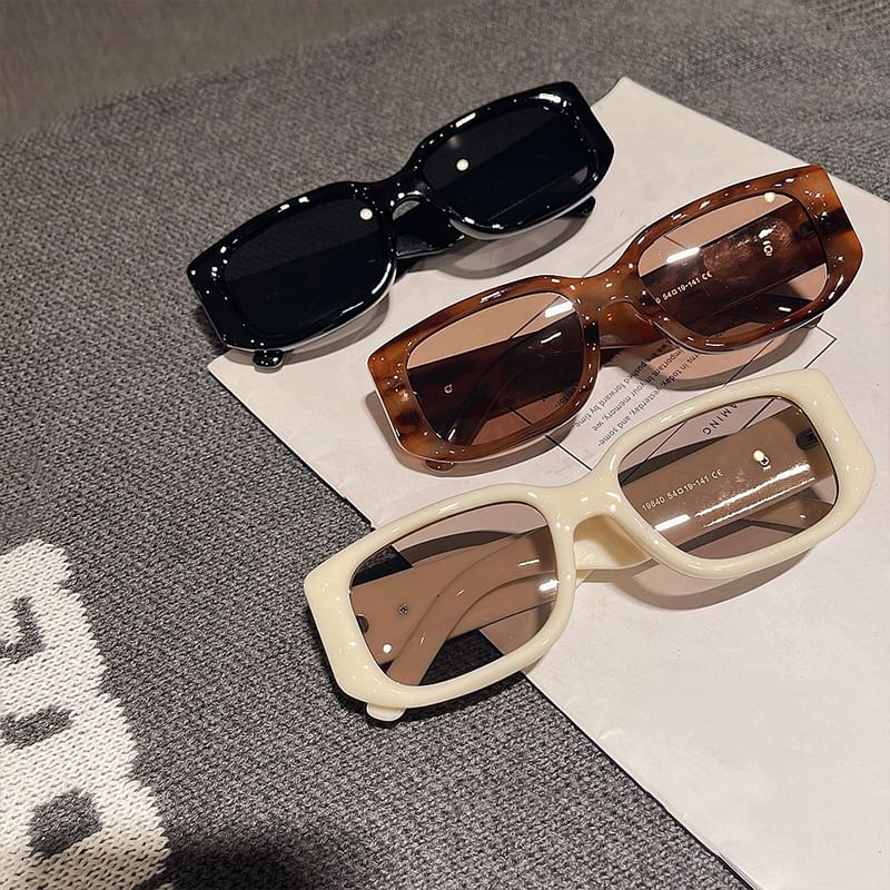 Square Cross Accent Frame Sunglasses