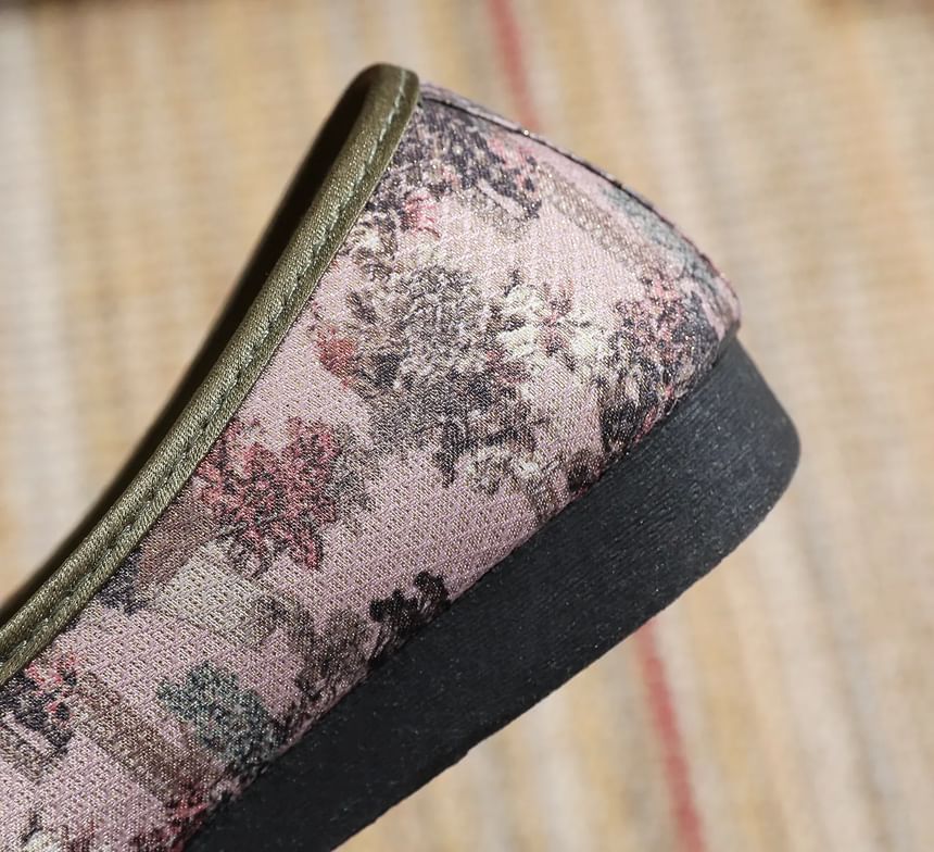 Print Floral Panel Flats