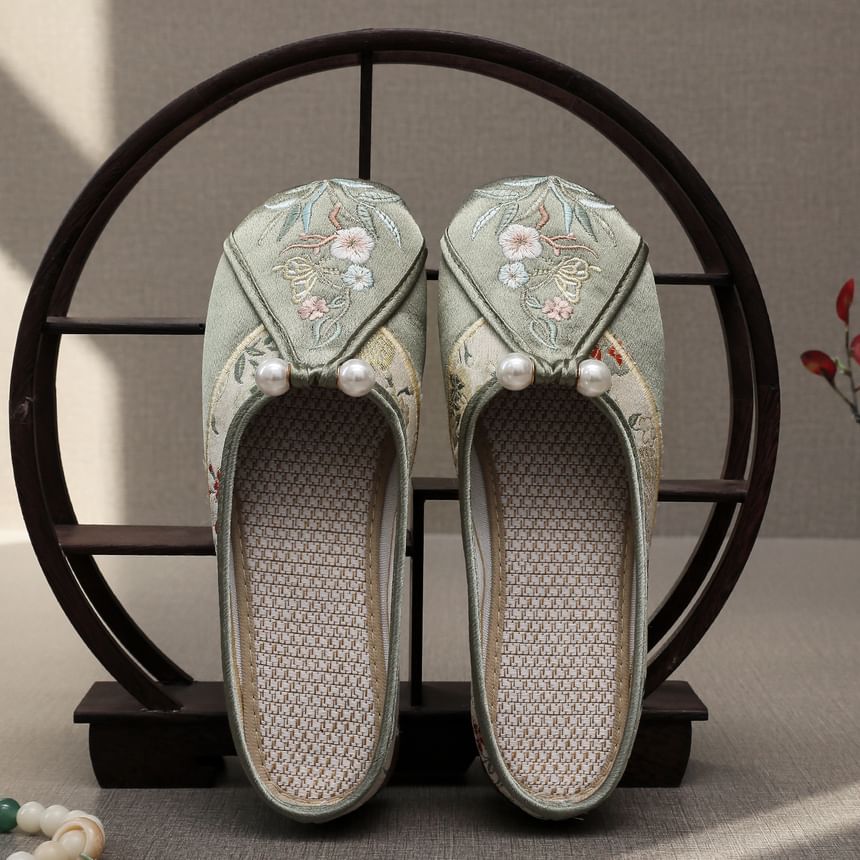 Faux Mules Pearl Embroidered Floral