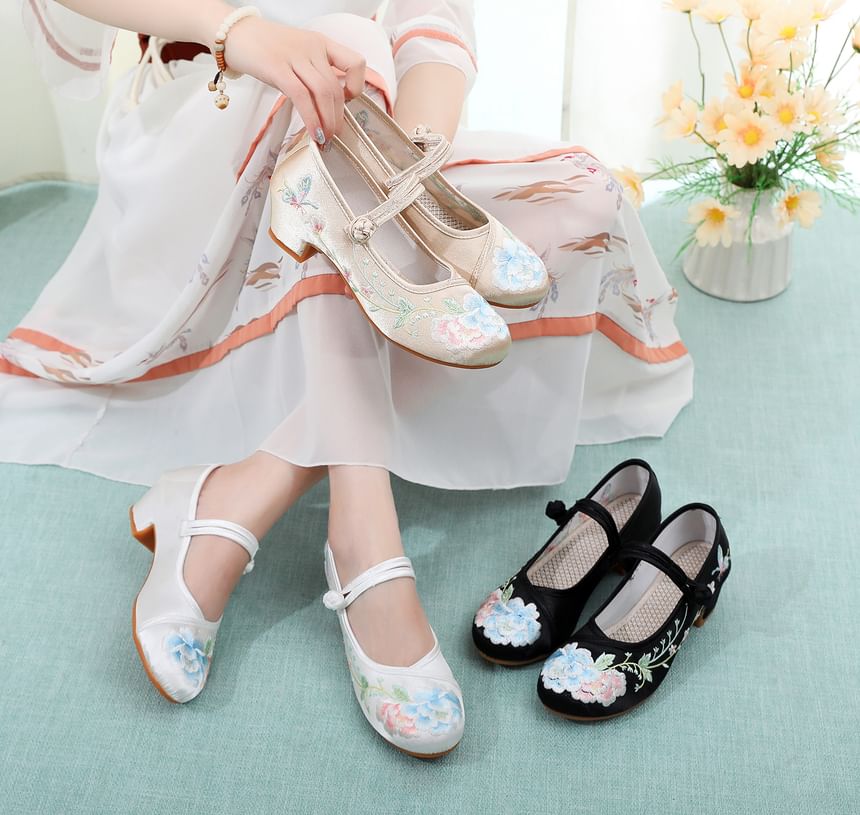 Block Embroidery Pumps Heel Floral