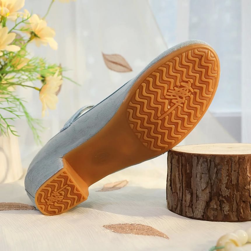 Shoes Block Embroidered Heel