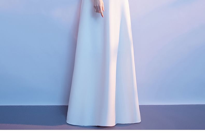 Short-Sleeve Stand Collar Floral Embroidered A-Line Evening Gown