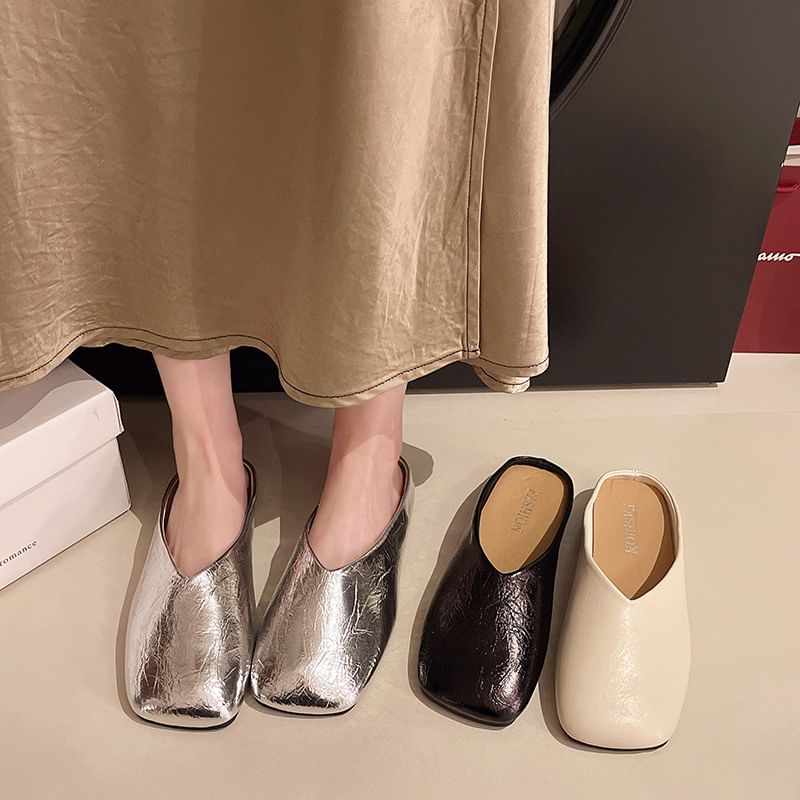 Toe Metallic Leather Faux Mules Square