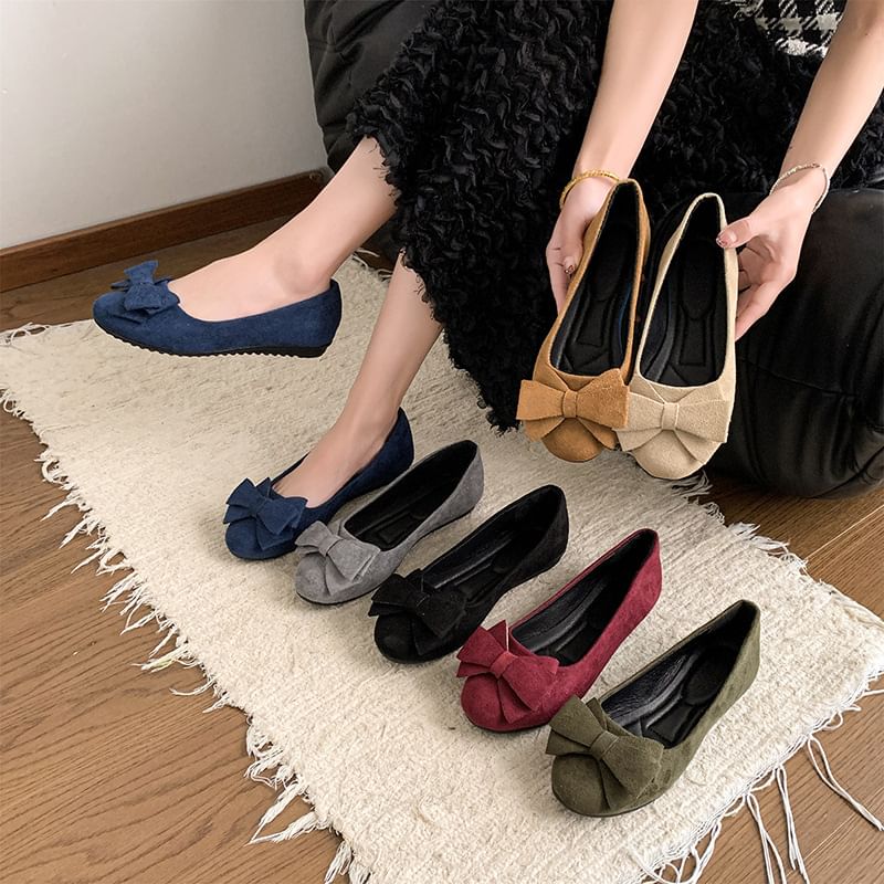 Bow Detail Flats Plain