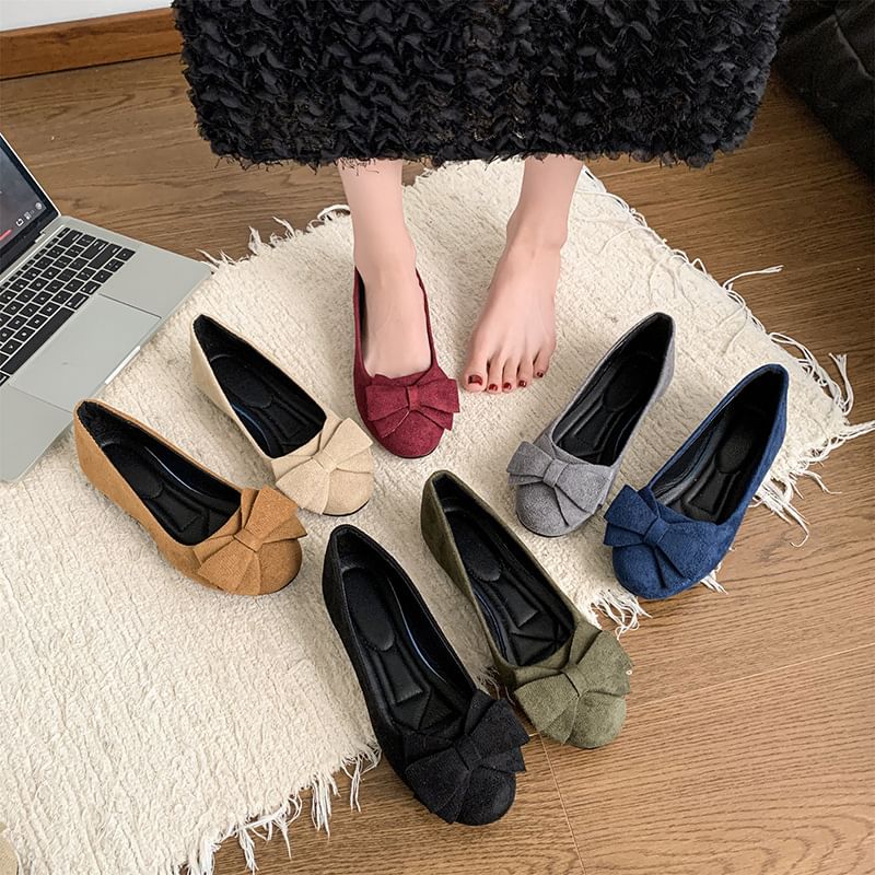 Bow Detail Flats Plain