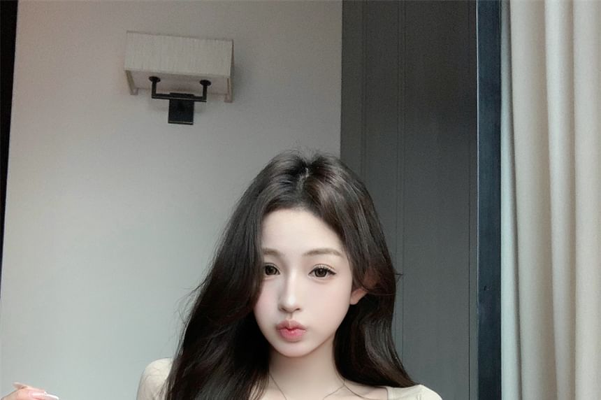 Crop Plain Lace Slim T-Shirt + Fit Camisole Set: Long-Sleeve Top Henley