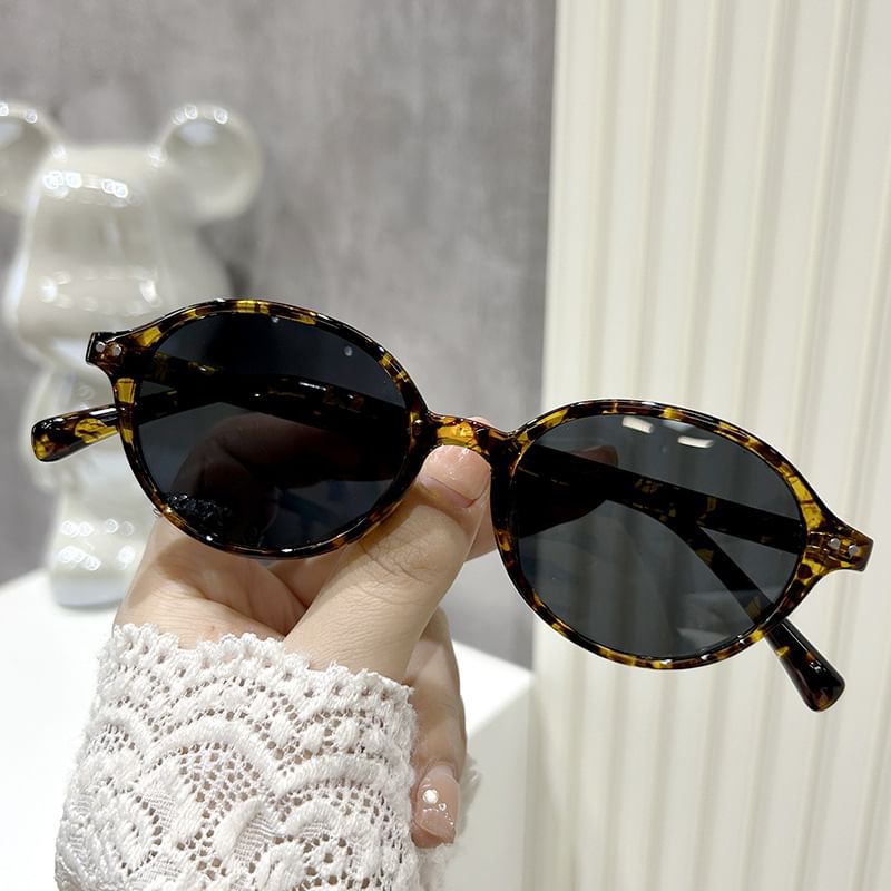 Frame Oval Sunglasses
